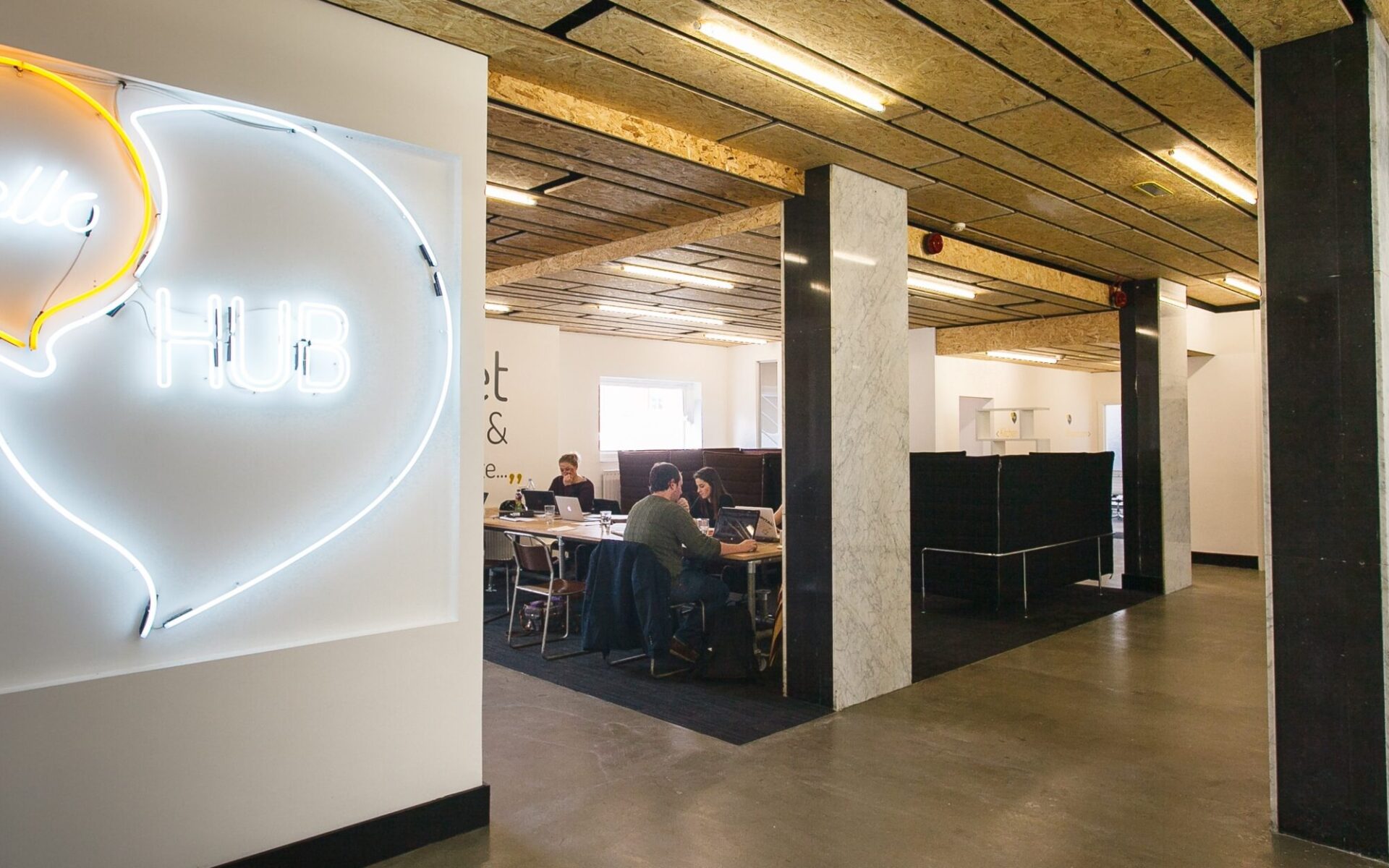 office_fitters_manchester_hello_hub_select_interiors_5