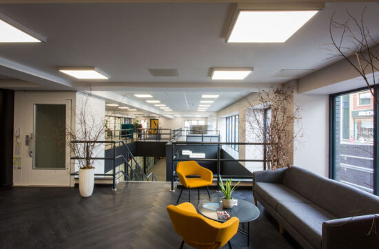 Transforming your office space: Integrating home comforts for a productive and inviting workspace