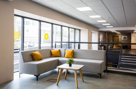 Quiet Corners: Incorporating Zen Principles into Office Interior Design