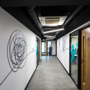 How an Office Interior Designer Can Help You Save Money and Time on Your Project