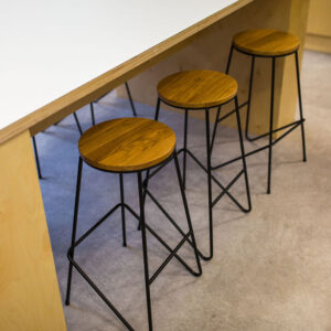 Have you considered the benefits of leasing for an office refurbishment?