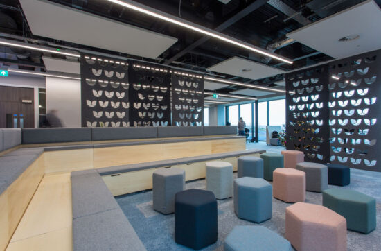 What's the difference between an agile / activity based and a hybrid / flexible workspace?