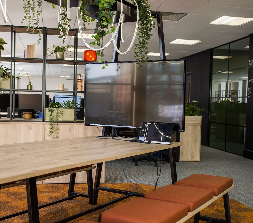 Spring office trends: Refreshing your workspace for a productive season - A blog by Select Interiors