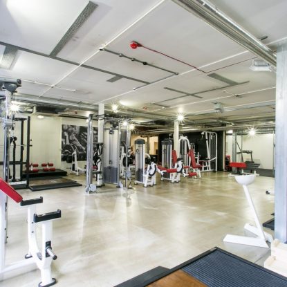 Up-Fitness Gym Spinningfields Manchester Gym fit out by Select Interiors